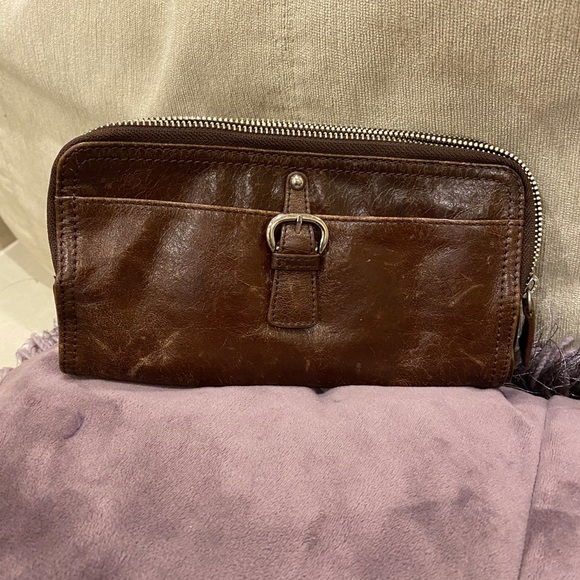 TANO Chicklit Crinkle Large Leather Wallet Clutch - Picture 1 of 14